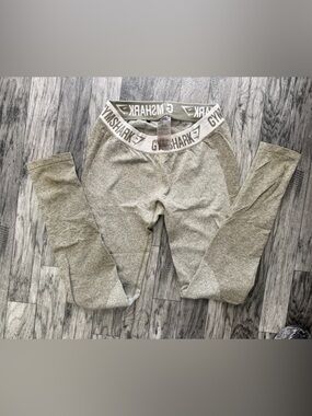 Gymshark Light Green Seamless Leggings